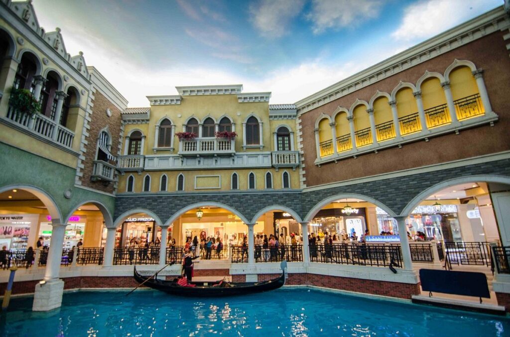 Casinos in Macau: Chinese ban exit visas to Macau
